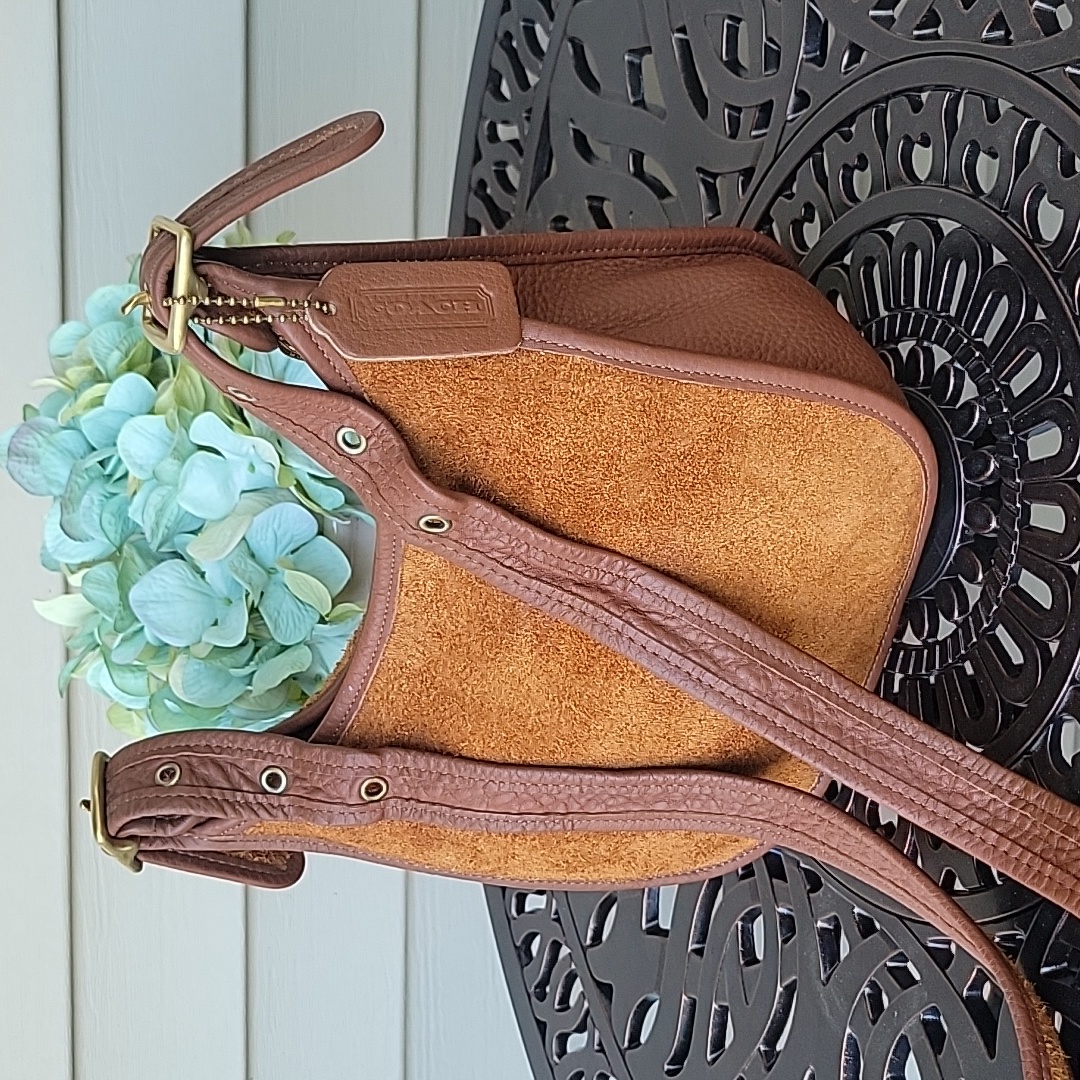Rare Vintage Coach British Tan Berkeley Janice Crossbody Bag #9011